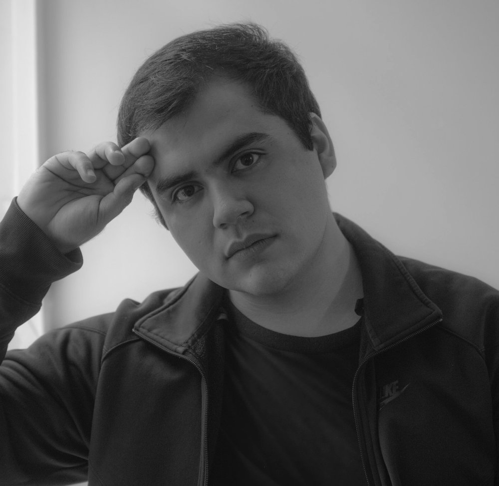 Yudiel Landa, egresadx de Arte7